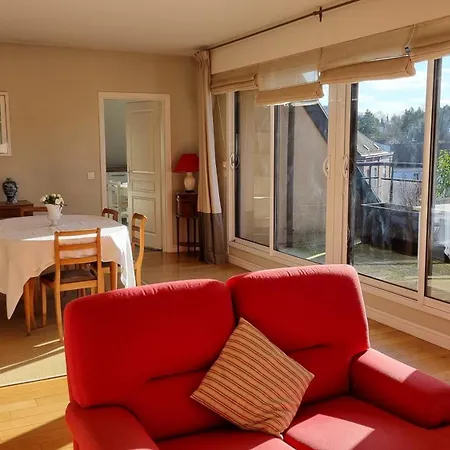 Vaste Appartement-terrasses - Arnaud